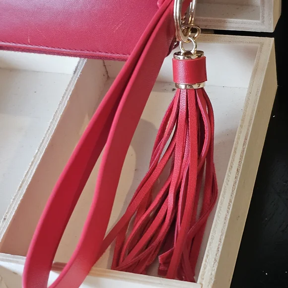 YSL Yves Saint Laurent 2014 "Y" Ligne "Chyc" Continental Wallet w/Wristlet - Picture 5 of 11